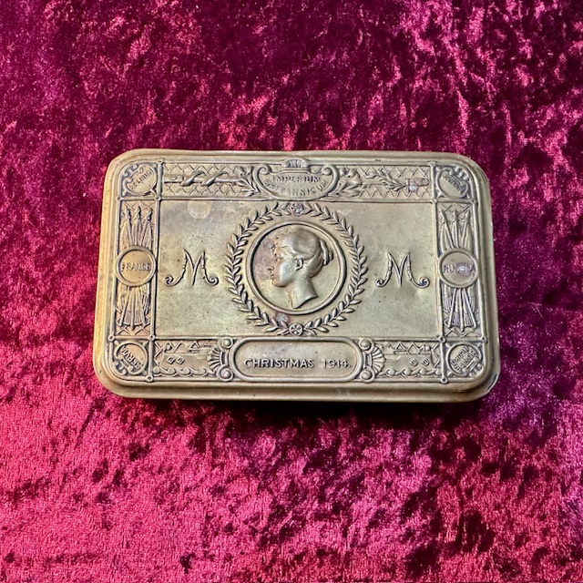 Ref: 5792 - WW1 Princess Mary Tin in Superb Condition.